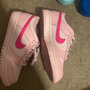 pink dunks